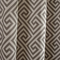 Rideau marron foncé à motif grec 2