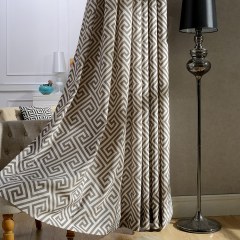 Rideau marron foncé à motif grec 6