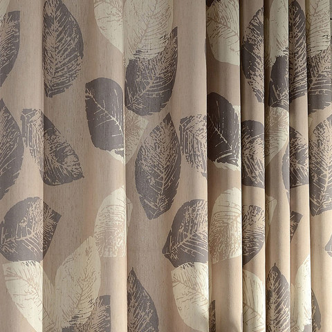 Rideau marron à motifs de feuilles bloquantes 1