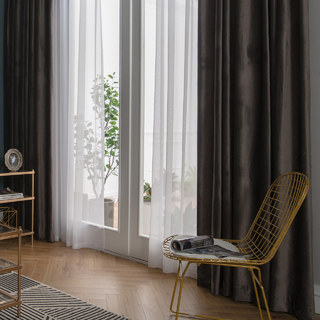 Rideau de velours taupe gris lustré