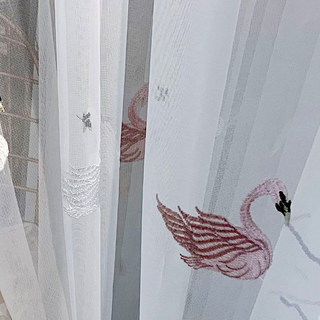 Royalty Sheer Voile Curtains With Embroidered Pink Swans
Royalty Voilages Sheer Brodés de Cygnes Roses 8