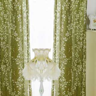Pascal Olive Green Vine Print Semi Sheer Voile Curtain
Pascal Olive Vert Vigne Imprimé Rideau Voile Semi-Transparent 3