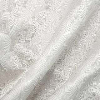 La Couronne des Années Folles, Rideau Ivoire Crème à Motifs Coquillages Art Déco de Luxe