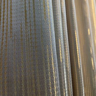 Rayon de soleil chatoyant, rideau rayé subtilement texturé champagne doré et gris 5