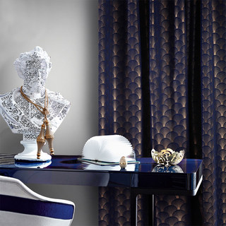 La Luxueuse Rideau Géométrique Marine et Or à Motif Coquillage Art Déco des Années Folles