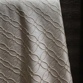 Belle Fleur 3D Jacquard Crème beige Rideau arabe avec des détails dorés 4