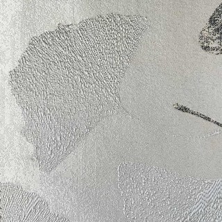 Asian Grove Luxury Jacquard Ginkgo Leaf Patterned Silvery Grey Curtain with Gold Details
Asian Grove Rideaux de Luxe en Jacquard à Motif Feuilles de Ginkgo Gris Argenté avec Détails Dorés 2