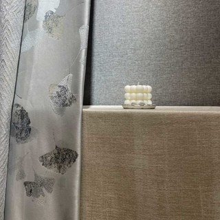 Asian Grove Luxury Jacquard Ginkgo Leaf Patterned Silvery Grey Curtain with Gold Details
Asian Grove Rideaux de Luxe en Jacquard à Motif Feuilles de Ginkgo Gris Argenté avec Détails Dorés 6