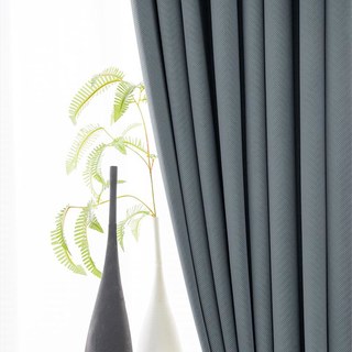 Sunnyvale Herringbone Haze Blue Rideaux occultants en velours texturé