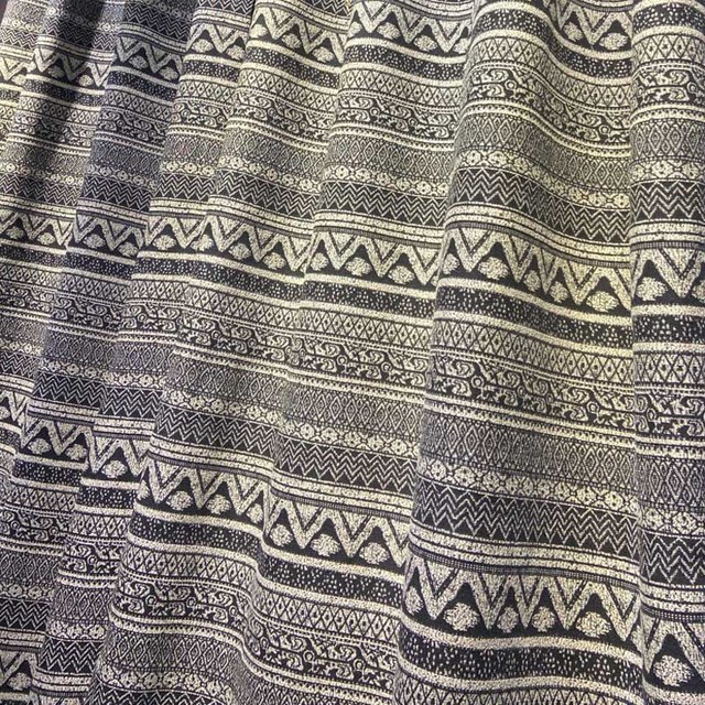 Aztec Ikat Noir et Blanc Rayé Horizontal Géométrique Rideau 1