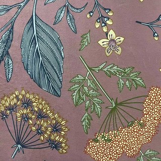 Wildflower Whispers Brown Velvet Floral Curtains
Wildflower Whispers Rideaux Floraux en Velours Marron 5