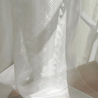 Shimmering Diamonds Geometric Ivory White Voile Curtains
Shimmering Diamonds Géométrique Ivoire Blanc Rideaux Voile 2