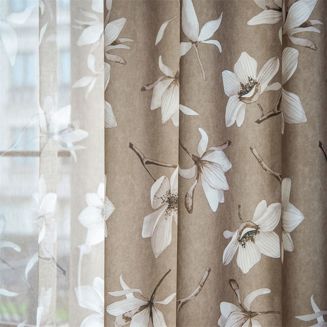Magnolias Mirage Rideaux marron et blanc à motifs floraux Mocha 1