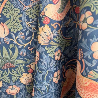 Strawberry Thief William Morris Bleu Marine Chenille Rideau Floral 2