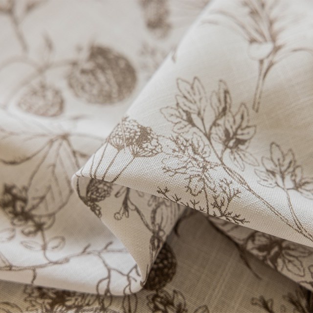 Berry Meadow Mocha Brun Fleurs Voile Rideaux 1