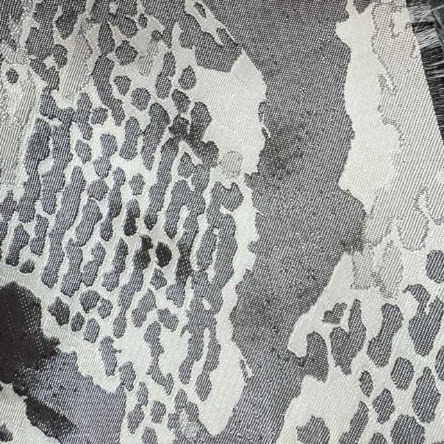 Rideaux jacquard imprimé animalier argenté serpent métallique 1