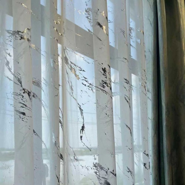 Rideaux en Voile Abstrait Marbre Lunaire Blanc et Argent 1