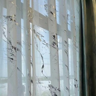 Rideaux en Voile Abstrait Marbre Lunaire Blanc et Argent