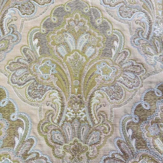 Régale Élégance Jacquard Crème et Vert Olive Rideau Damassé 1