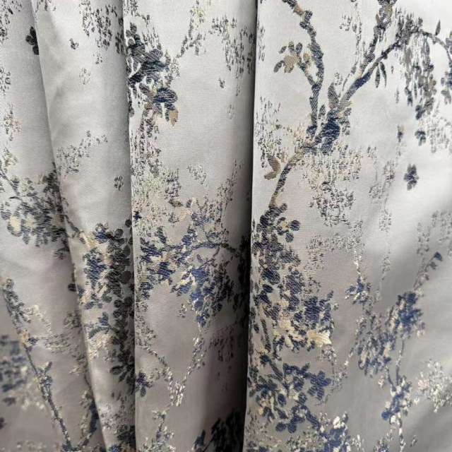 Starlit Bloom Rideaux floraux jacquard de luxe argent et bleu 1